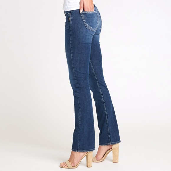 Silver Jeans Denim - 🌺Silver Jeans Tuesday 16 1/2 Slim Bootcut 28”